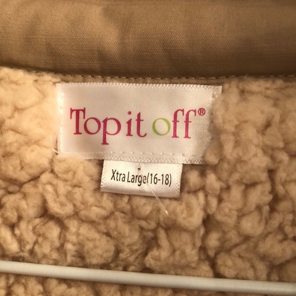 Long sleeve outer lightweight jacket (fleece) - Picture 2 of 4